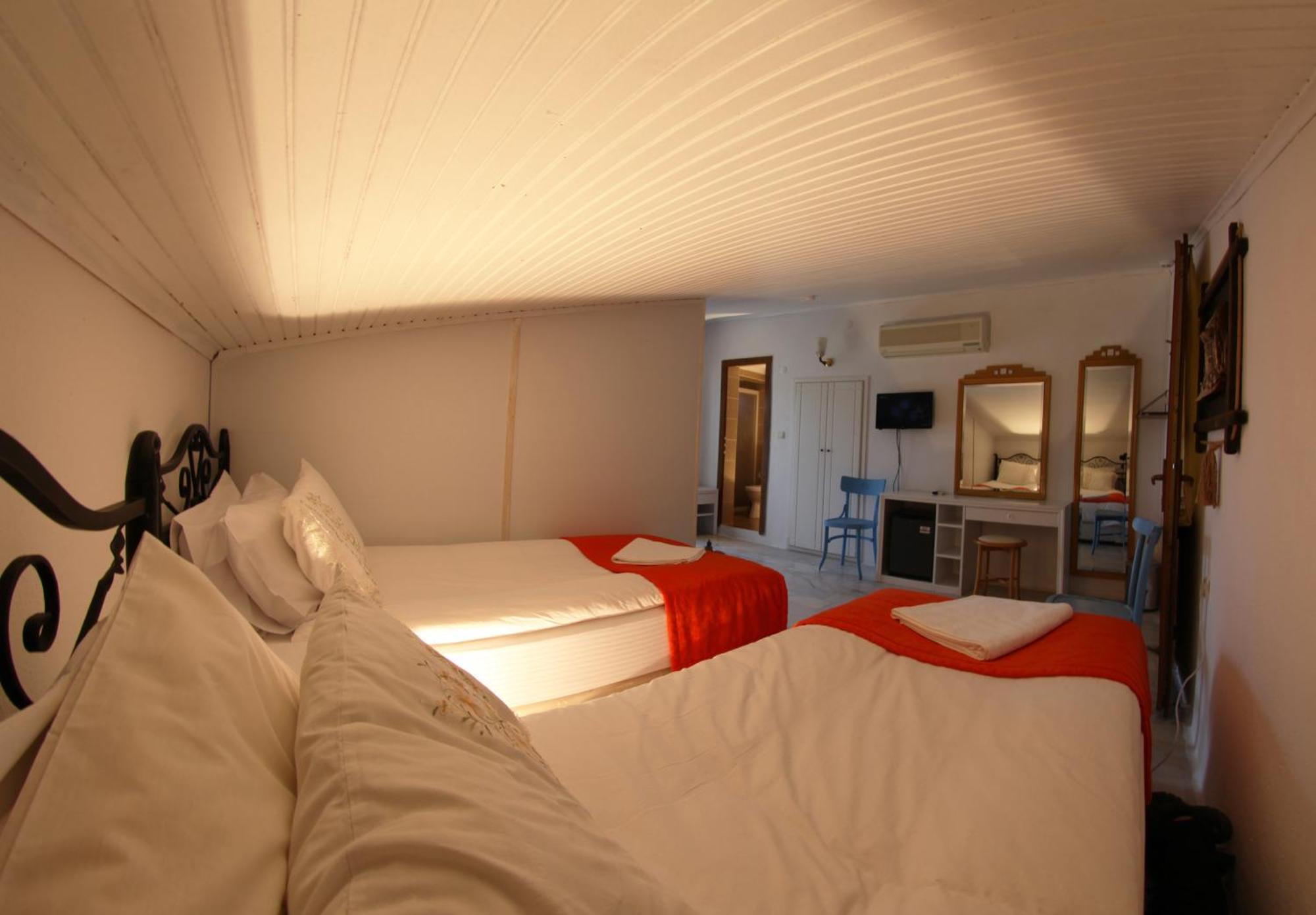 Alacati Antik Motel Cesme Exterior photo